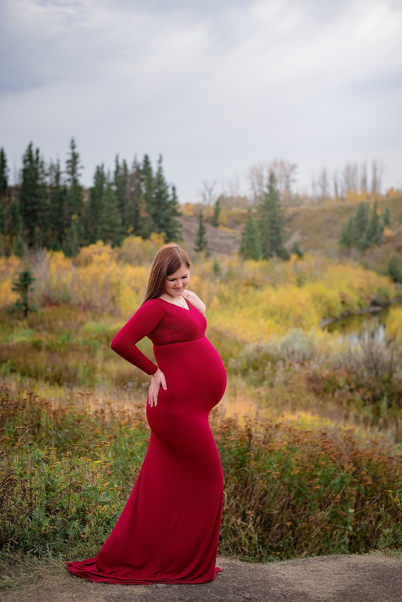 fall maternity photos edmonton river valley